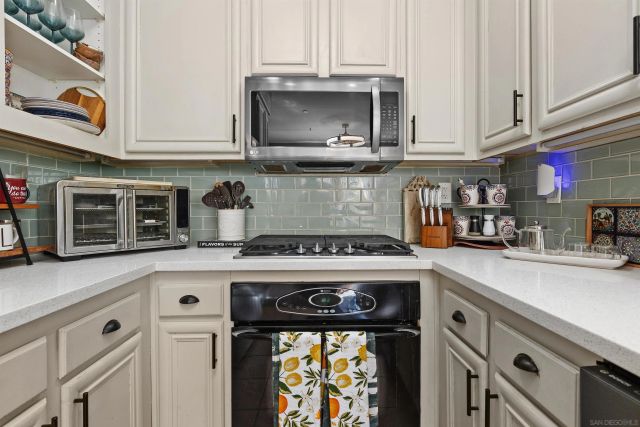 893 Custer Ave., San Marcos, CA 92078