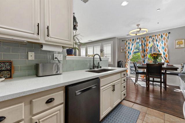 893 Custer Ave., San Marcos, CA 92078