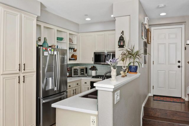 893 Custer Ave., San Marcos, CA 92078