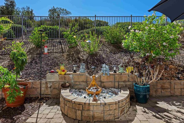 893 Custer Ave., San Marcos, CA 92078