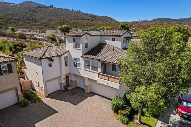 893 Custer Ave., San Marcos, CA 92078