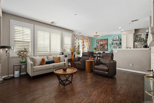 893 Custer Ave., San Marcos, CA 92078
