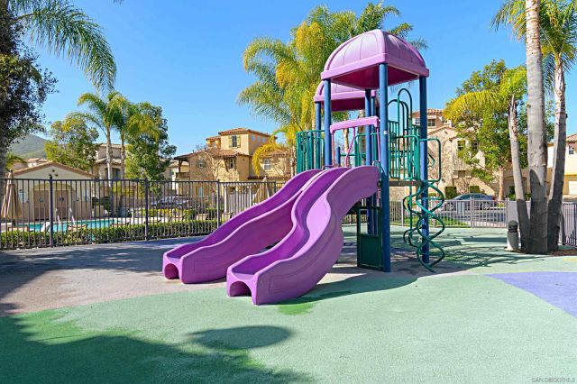 893 Custer Ave., San Marcos, CA 92078