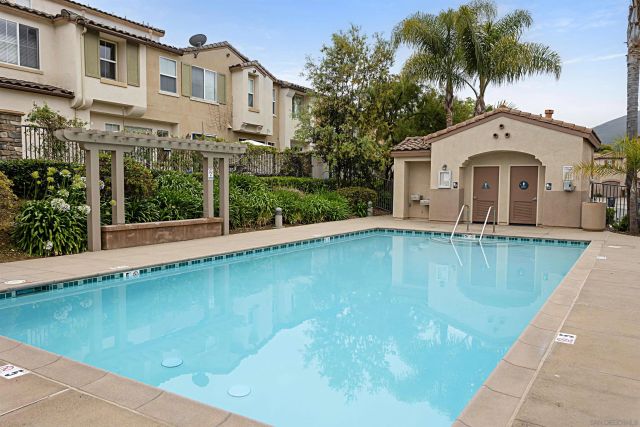 893 Custer Ave., San Marcos, CA 92078