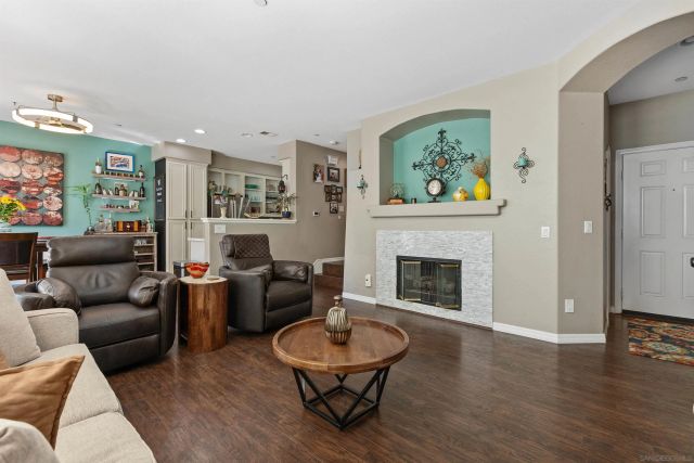 893 Custer Ave., San Marcos, CA 92078