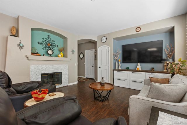 893 Custer Ave., San Marcos, CA 92078