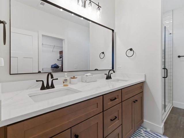 521 Hillview Knoll Lane, Greer, SC 29651