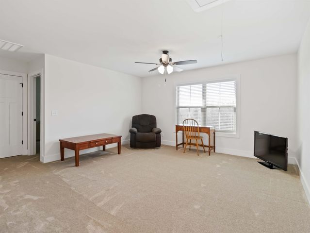 521 Hillview Knoll Lane, Greer, SC 29651