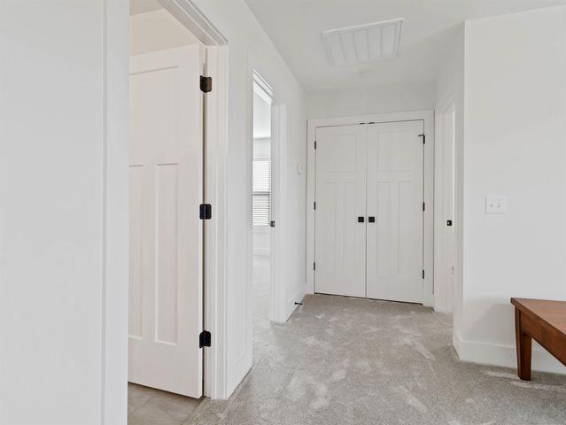 521 Hillview Knoll Lane, Greer, SC 29651