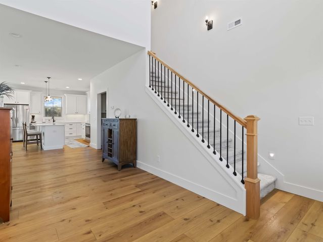 521 Hillview Knoll Lane, Greer, SC 29651