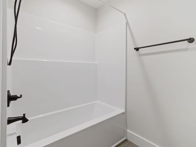 521 Hillview Knoll Lane, Greer, SC 29651