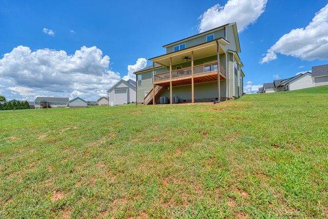 521 Hillview Knoll Lane, Greer, SC 29651