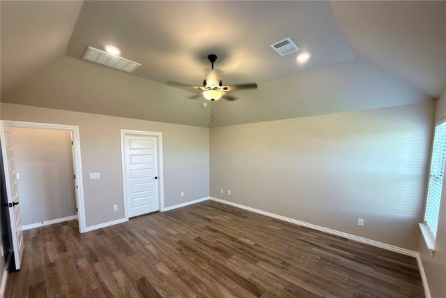 11104 NW 91st Street, Yukon, OK 73099