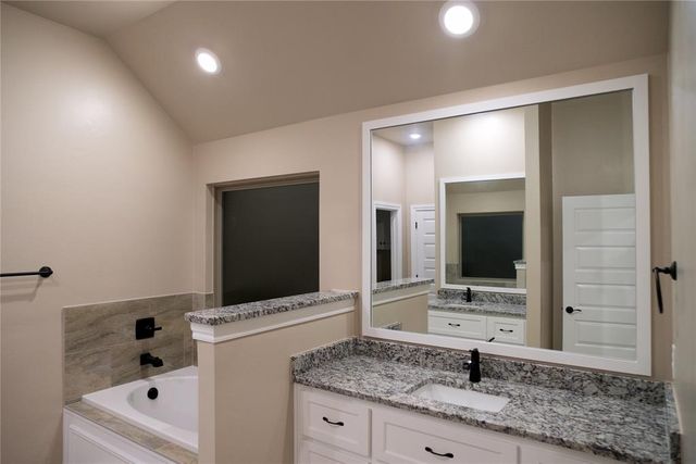 11104 NW 91st Street, Yukon, OK 73099