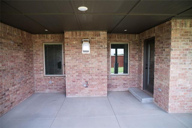 11104 NW 91st Street, Yukon, OK 73099