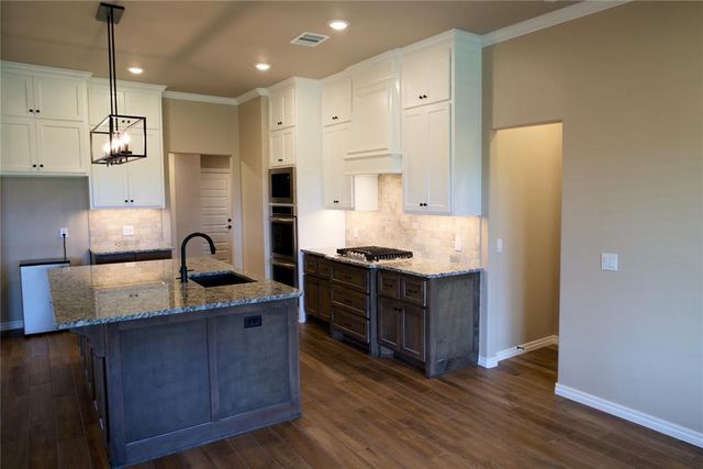 11104 NW 91st Street, Yukon, OK 73099