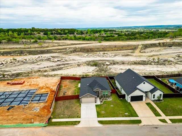 108 Mesa Drive, Glen Rose, TX 76043