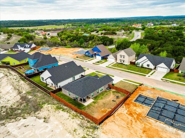 108 Mesa Drive, Glen Rose, TX 76043