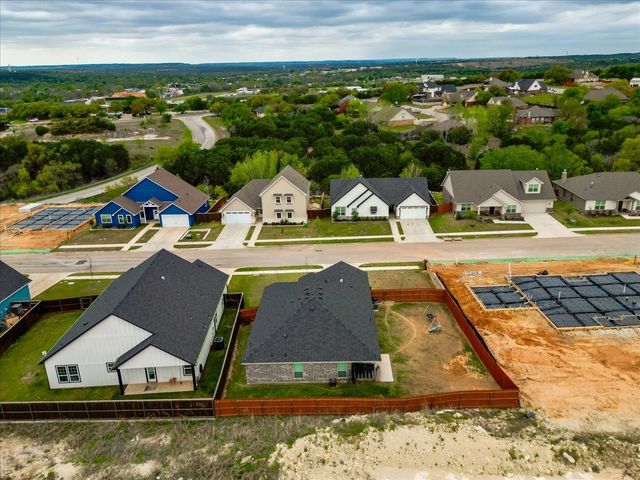 108 Mesa Drive, Glen Rose, TX 76043