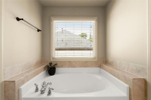 310 Nichols Ridge Pointe, Suwanee, GA 30024