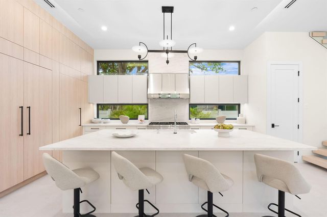 301 NE 7th Avenue, Delray Beach, FL 33483