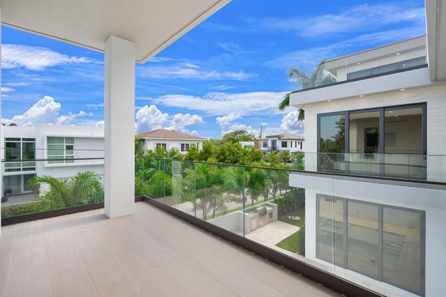 301 NE 7th Avenue, Delray Beach, FL 33483