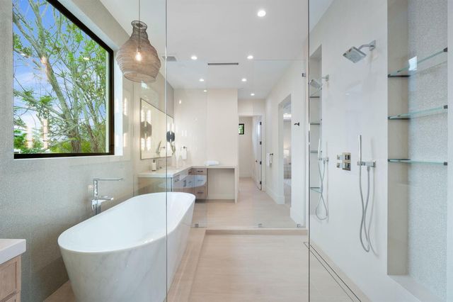 301 NE 7th Avenue, Delray Beach, FL 33483