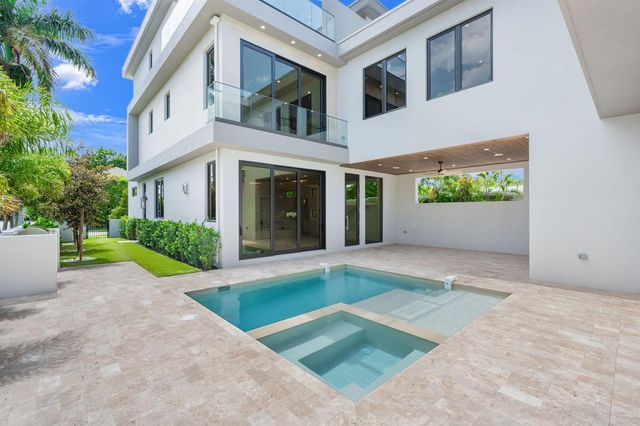 301 NE 7th Avenue, Delray Beach, FL 33483