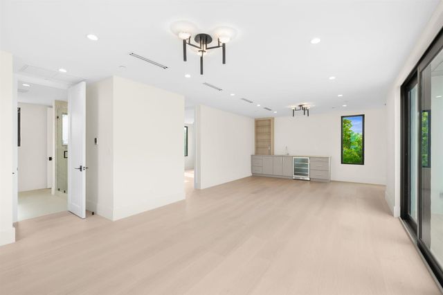 301 NE 7th Avenue, Delray Beach, FL 33483