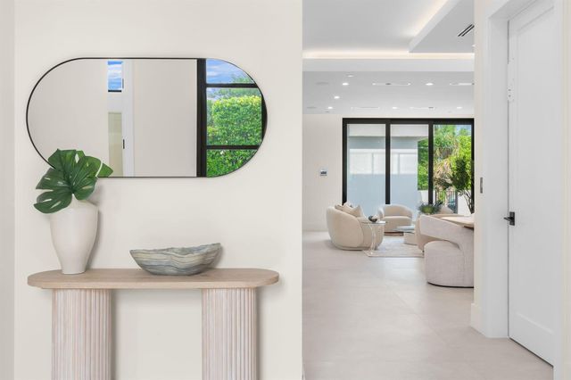301 NE 7th Avenue, Delray Beach, FL 33483