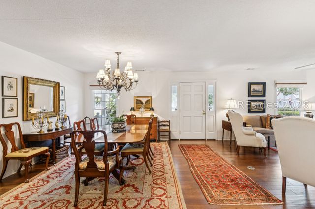 2 Pope Ln, Bluffton, SC 29910