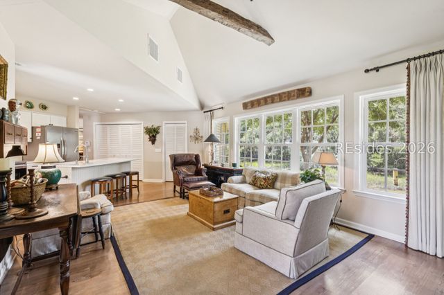 2 Pope Ln, Bluffton, SC 29910