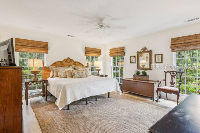 2 Pope Ln, Bluffton, SC 29910