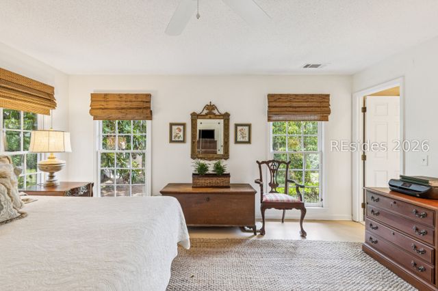 2 Pope Ln, Bluffton, SC 29910