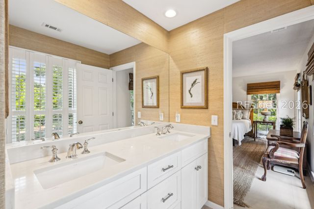 2 Pope Ln, Bluffton, SC 29910