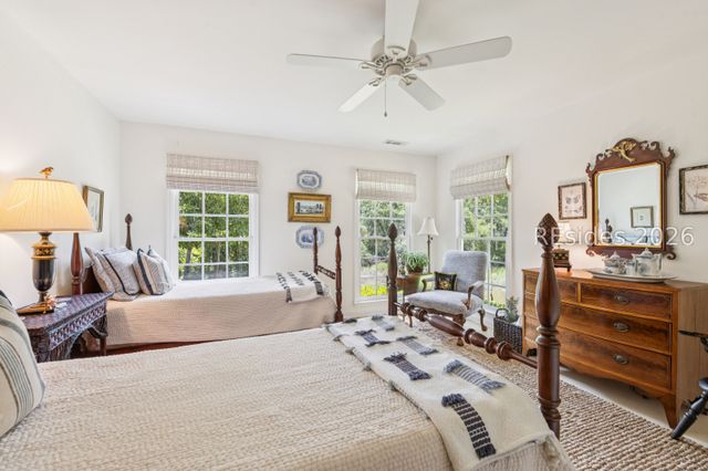 2 Pope Ln, Bluffton, SC 29910