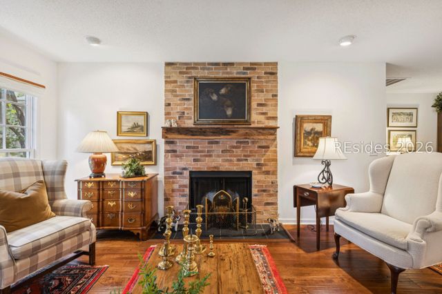 2 Pope Ln, Bluffton, SC 29910