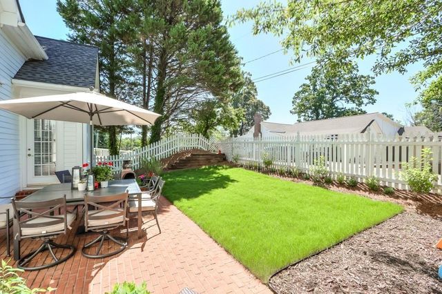 1515 Heritage Trail, Roswell, GA 30075