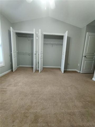 660 Barnett Shoals Road 220, Athens, GA 30605