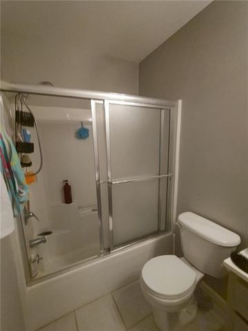 660 Barnett Shoals Road 220, Athens, GA 30605