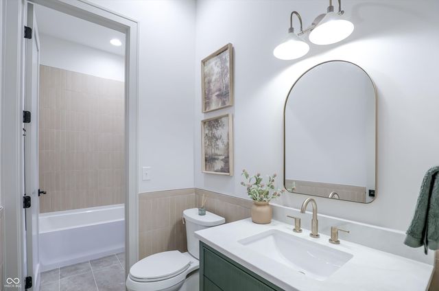 10415 Westfield Boulevard, Carmel, IN 46280