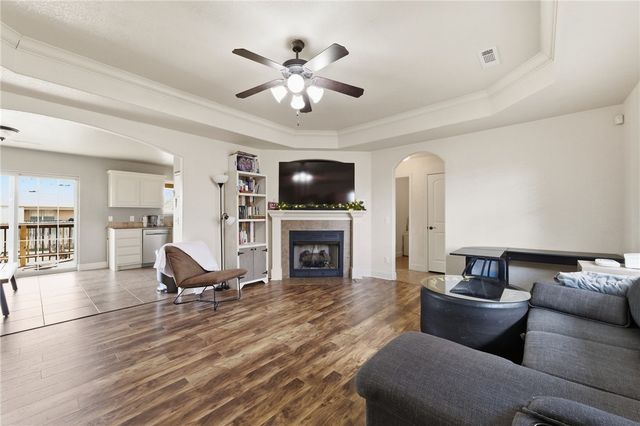 677 Olivia Lane, Centerton, AR 72719