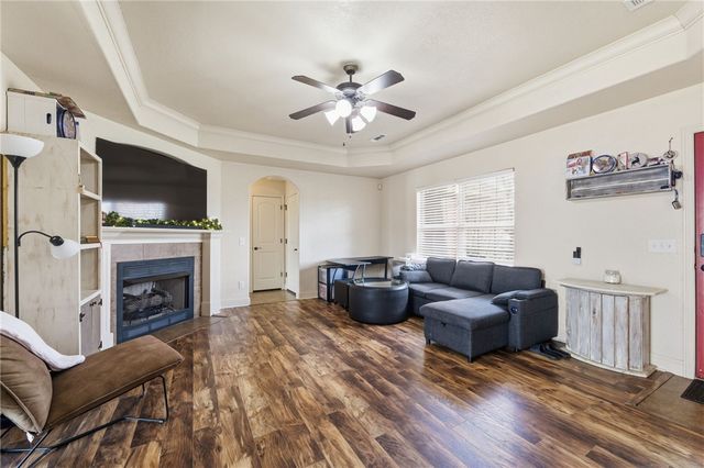 677 Olivia Lane, Centerton, AR 72719