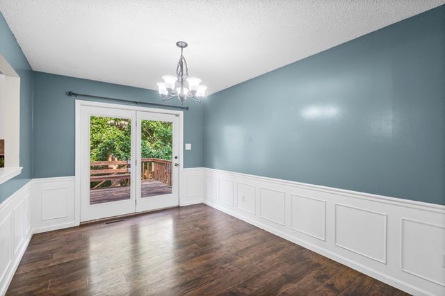 2182 S EL CENTRO CT, Columbia, MO 65201