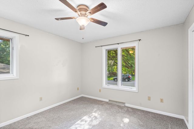 2182 S EL CENTRO CT, Columbia, MO 65201