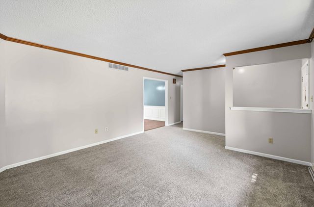 2182 S EL CENTRO CT, Columbia, MO 65201