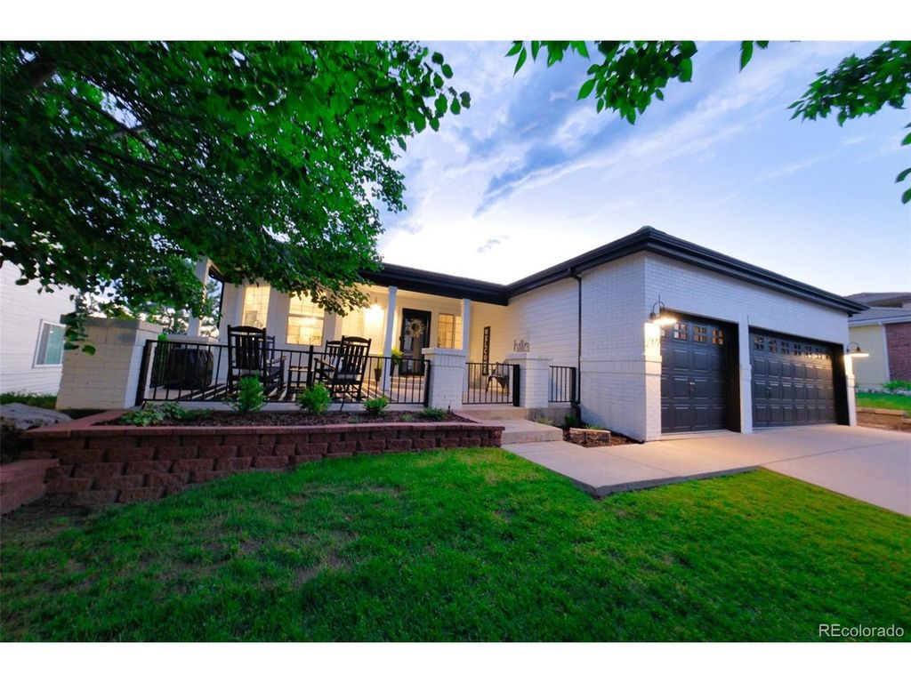2109 Fox Fire St, Littleton, CO 80129