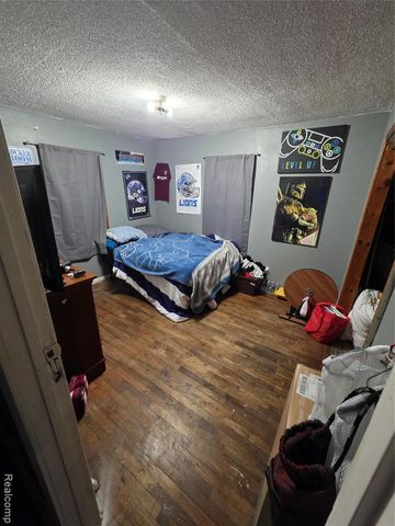 4217 Pengelly Road, Flint, MI 48507