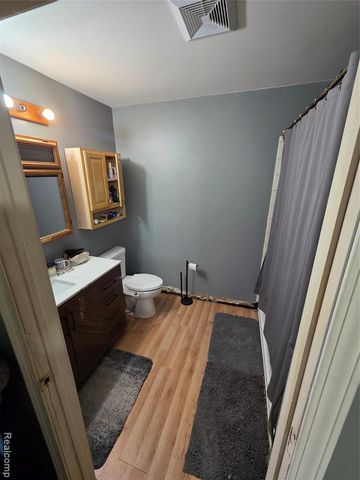 4217 Pengelly Road, Flint, MI 48507