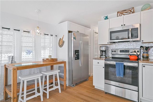 17029 Puppy Dog DR, Fort Myers, FL 33908